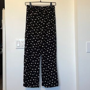 Wild Fable Daisy Flower Pants